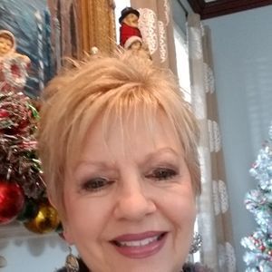 Meet your Posher, Marsha